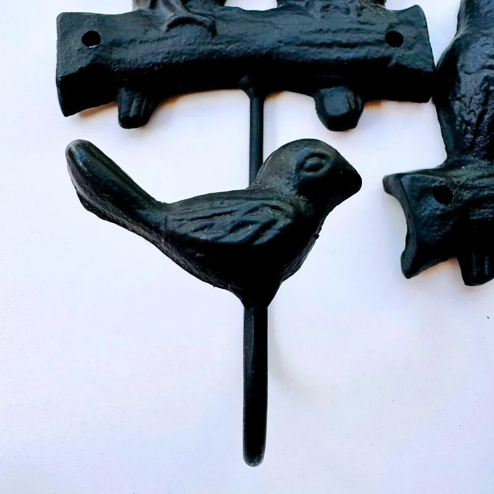 Cast Iron Bird Hooks Wall Mounted Coat Hat Towel Hangers Decorative Pair Rustic